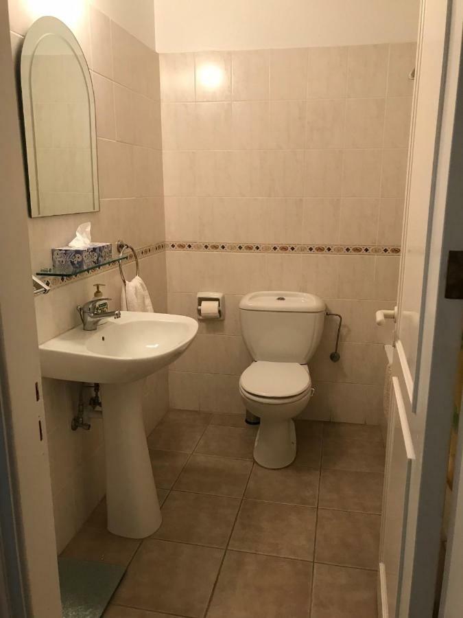 Kings Palace - Fabulous Pool-Side 2 Bed Apartment Paphos Kültér fotó