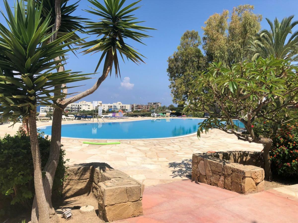 Kings Palace - Fabulous Pool-Side 2 Bed Apartment Paphos Kültér fotó